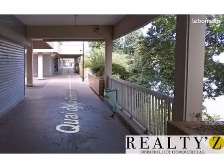 local commercial 36 m²