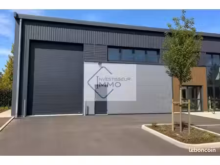 local d'activité 98 m²