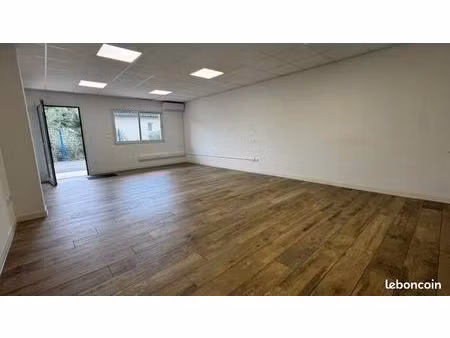 local commercial 45 m²