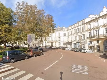 local commercial 110 m²