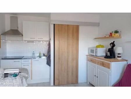 location a l'année de septembre a fin juin