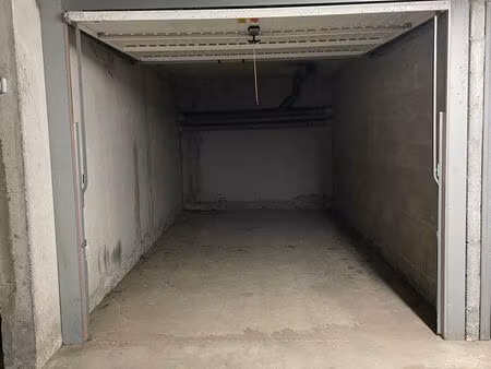 garage box 11m2 quartier lamoricière