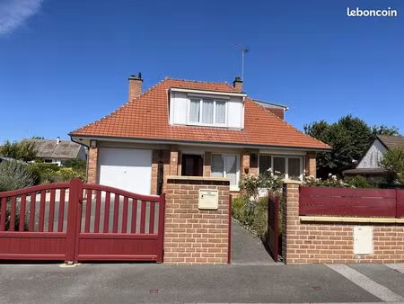 pavillon 7 pièces 137 m²