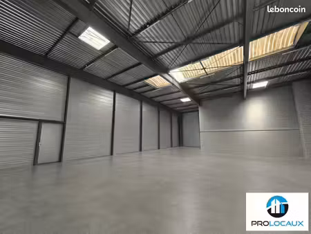 entrepot - logistique 1740 m² amiens