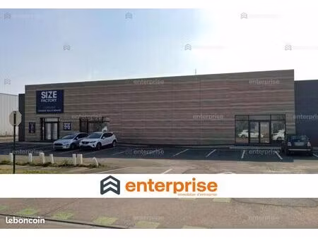 local commercial 1 022 m²