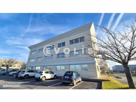 bureaux 400 m²