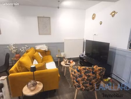 propriété 7 pièces 132 m²