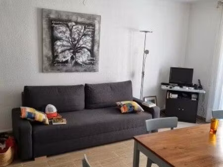 location meublée f2/ septembre-juin / étudiant /stagiaire/bail mobilité