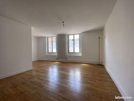 appartement 2 pièces 69 m²