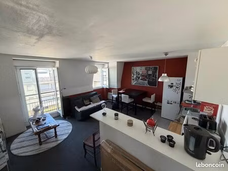 studio avec parking extérieur