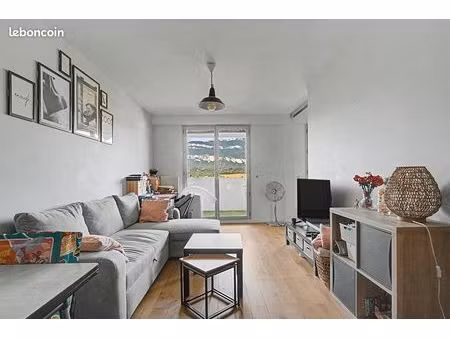 appartement 2 pièces 38 m²