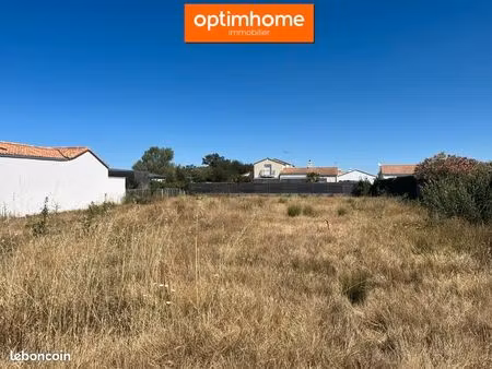 terrain 1 077 m² le fenouiller