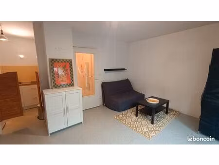 studio meublé quartier dobrée / rené bouhier