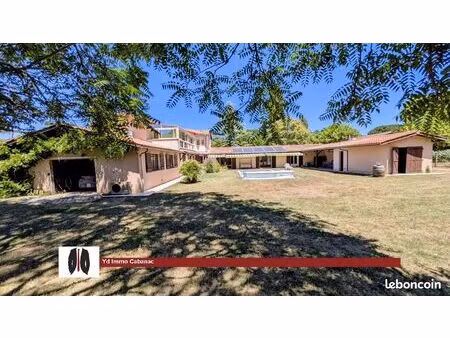 maison 230 m² la brède
