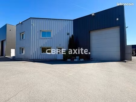 local d'activite 420 m² entrelacs