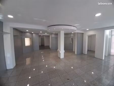 local commercial 120 m² nantes