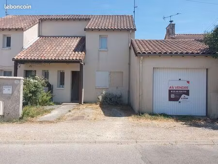 charmant t3 savigny levescault