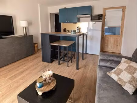 appartement location meublé - 80m de la mer