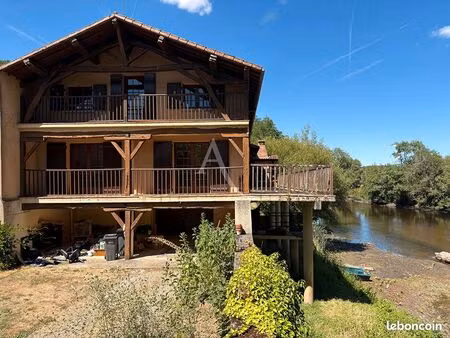 maison 7 pièces 292 m²