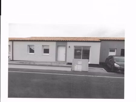 location maison de plain pied pmr 83m²