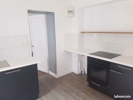 beau t2 55m² quartier pont-neuf à poitiers
