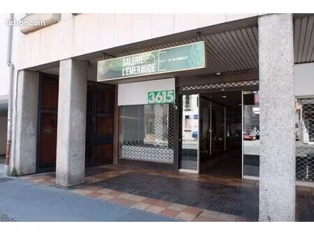 local commercial 53 m²  annecy — cave incluse