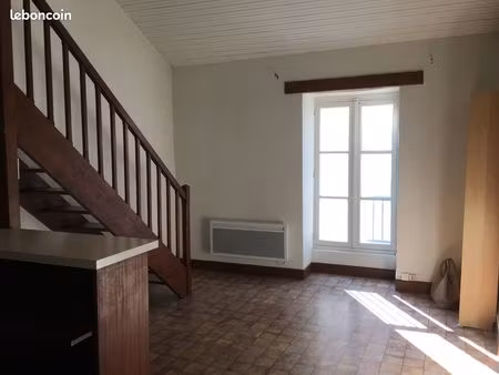 duplex t1 meublé avec mezzanine – centre-ville de poitiers
