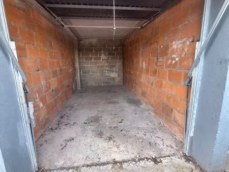garage/box 10 m² limoges