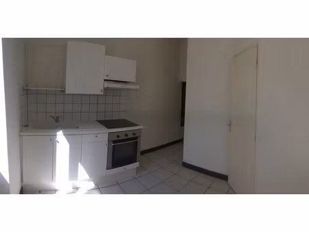 location appartement 1 pièce 18 m² à bourg-en-bresse (01000)  379 €