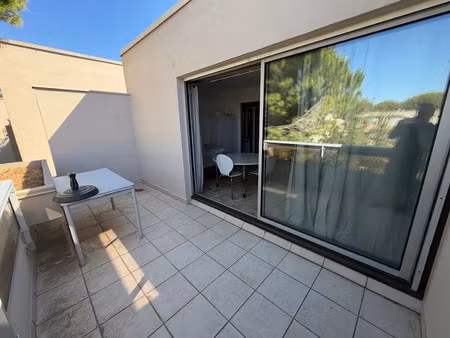 location appartement 1 pièce 23 m² à montpellier (34000)  480 €