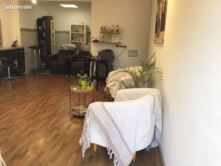 à vendre salon de coiffure