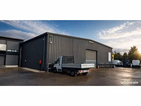 à louer – local d’activité 532 m²+ 45 m2 de bureau – martillac – proximité a62