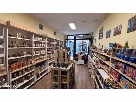 locale comercial à saint michel