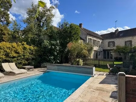 maison de luxe de 8 pièces en vente à senlis  hauts-de-france