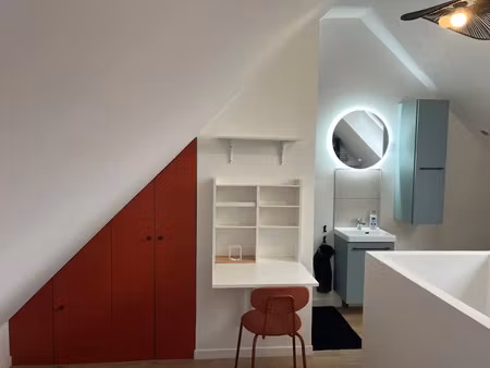 location meublée appartement 1 pièce 20 m² à roubaix (59100)  600 €