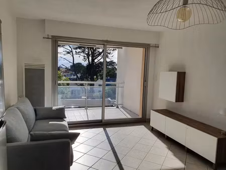 location meublée appartement 2 pièces 40 m² à pornichet (44380)  675 €