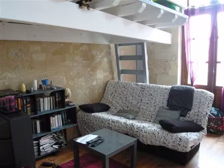 appt de 31m2 en plein coeur de barsac avec clim