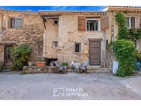 maison de village en duplex avec vue mer à magagnosc