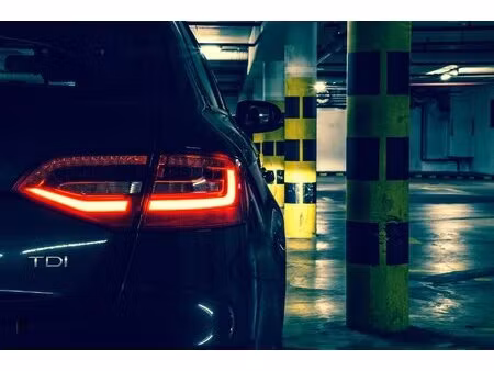 a louer - parking - grande ile