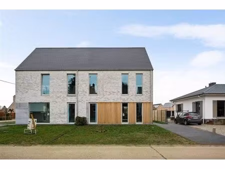 maison à vendre à elf-julilaan 29 tongerlo (rbw41083)