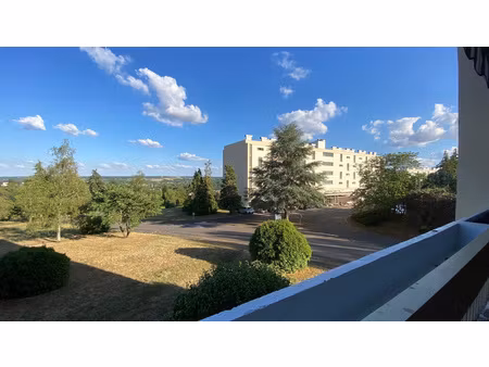 appartement 2 pièces lumineux avec balcon montrichard