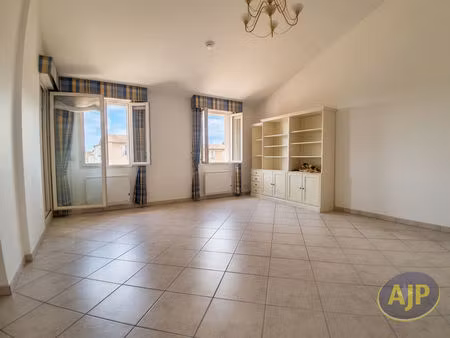 appartement saintes 4 pièce(s) 120.96 m2