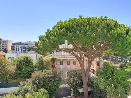juan les pins pinede studio
