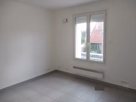 location appartement 1 pièce 24 m² à vitry-sur-seine (94400)  685 €