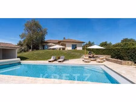 maison avec piscine et terrasse anse (69)