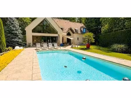 maison avec piscine et jardin chantilly (60)