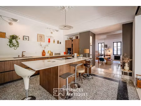 maison de maître rénovée avec jardin et piscine à proximité de narbonne