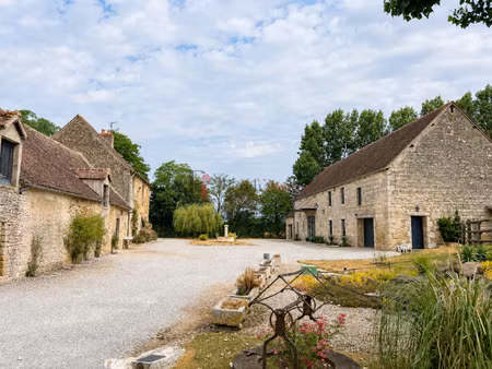 à 10 minutes d'alençon propriété de caractère avec maison