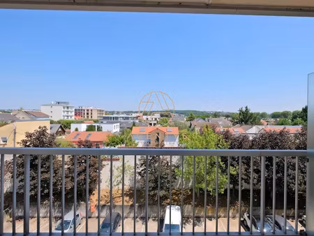 location meublée appartement 4 pièces 75.96 m² à la varenne saint hilaire (94210)  1 896 €