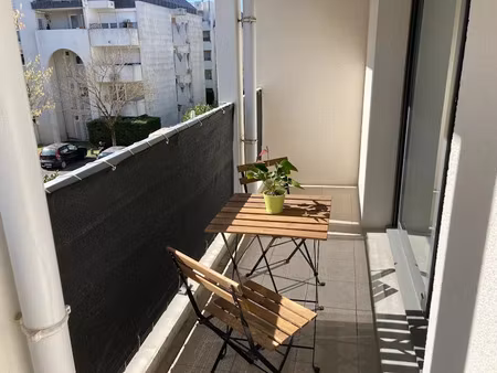 location appartement 2 pièces 46.52 m² à bordeaux (33000)  744 €